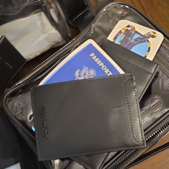 Max Studio Black Transparent Duffel Bag - Picture 9 of 12